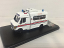 <font color=#0000FF>9200T</font> - 東華三院 310 Ambulance 1/76 scale <font color=#FF0000>熱買中</font>